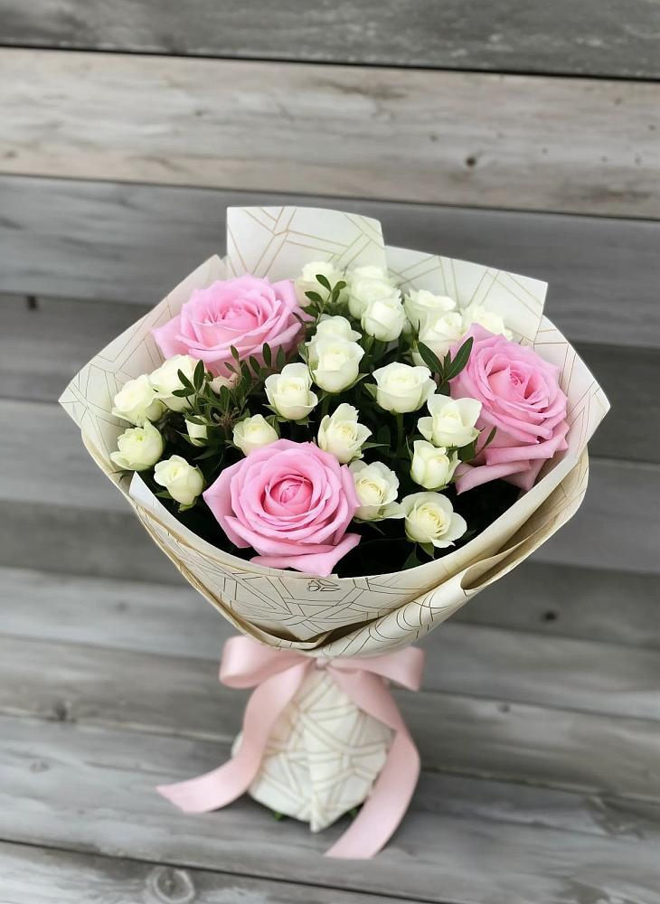 Букет цветов из: Розы в Величаевском