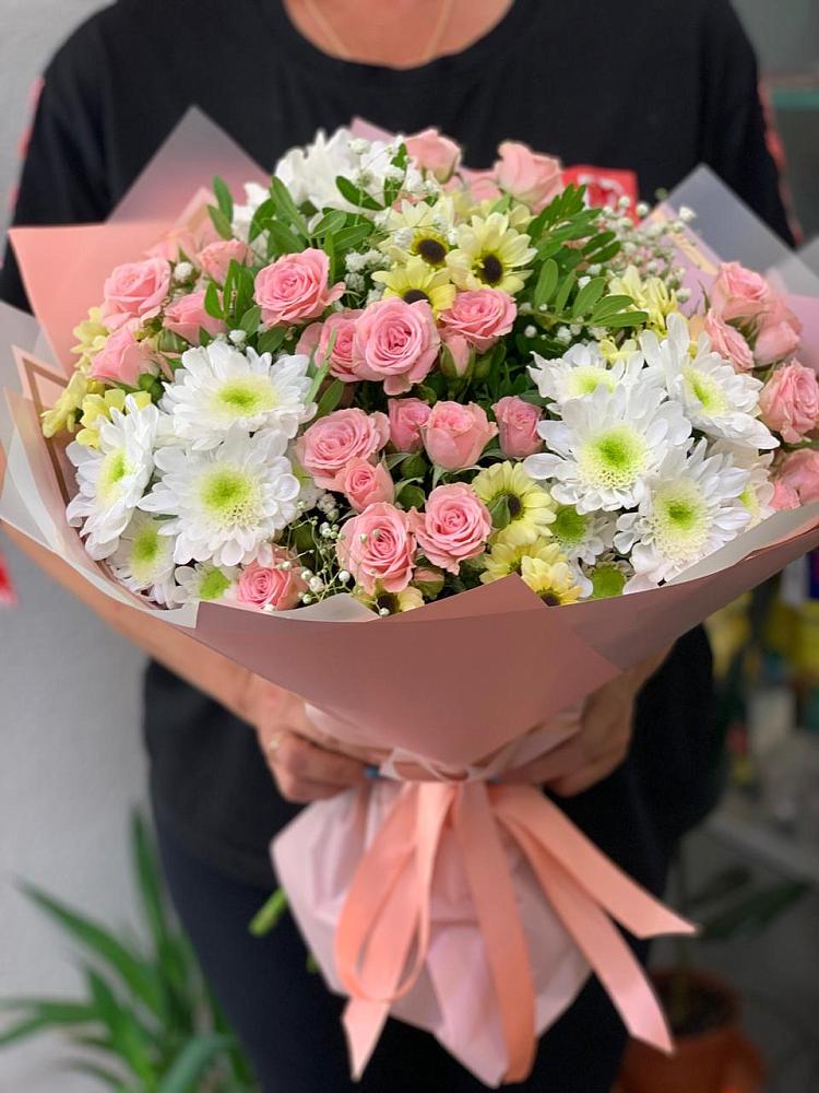 Букет цветов из: Розы и Хризантемы в Величаевском