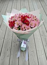 Букет цветов из:  Альстромерии #REPLACE_PRED# Величаевском