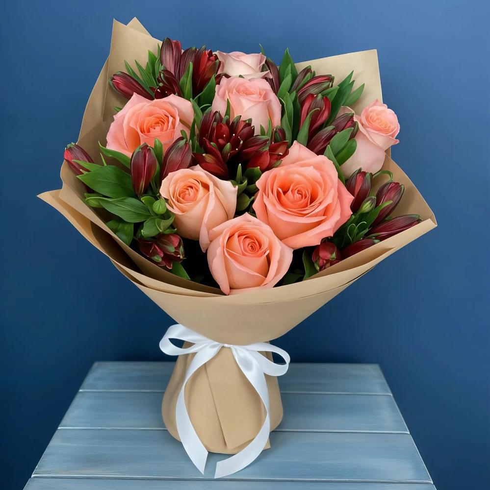 Букет цветов из: Розы и Альстромерии в Величаевском