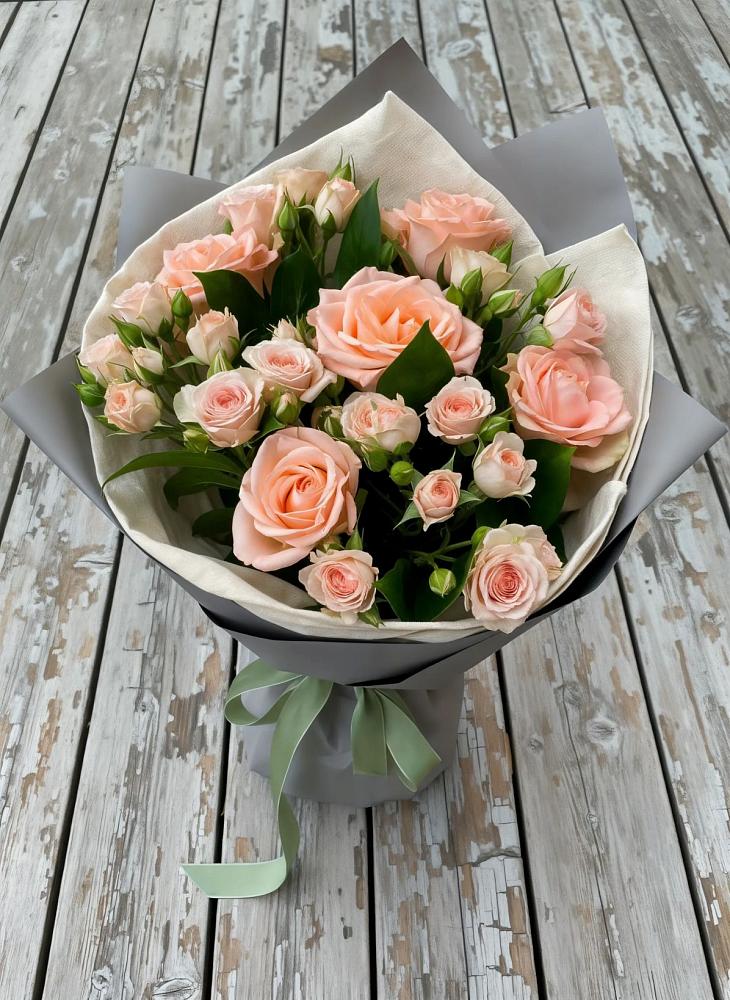 Букет цветов из: Розы в Величаевском