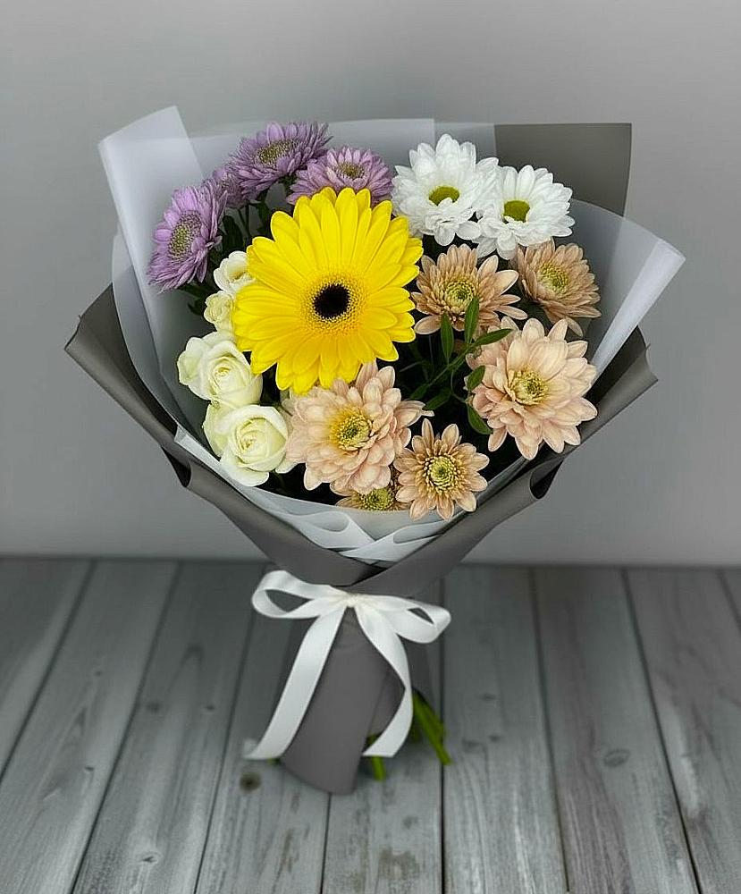 Букет цветов из: Розы, Герберы и Хризантемы в Величаевском
