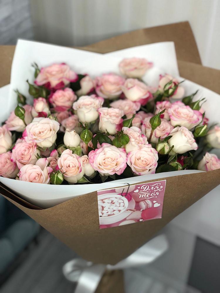 Букет цветов из: Розы в Величаевском