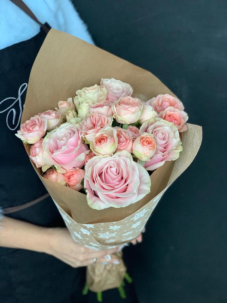 Букет цветов из: Хризантемы и Розы в Величаевском