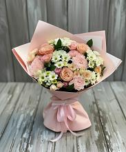 Букет цветов из:  Гвоздики, Розы и Хризантемы в Величаевском