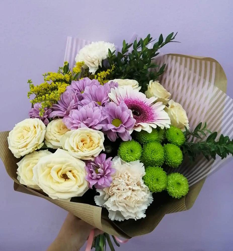 Букет цветов из: Хризантемы, Розы, Гвоздики и Герберы в Величаевском