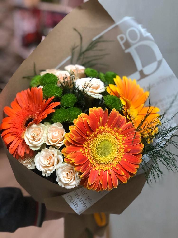 Букет цветов из: Герберы, Хризантемы и Розы в Величаевском