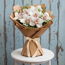 Букет цветов из:  Орхидеи и Розы в Величаевском