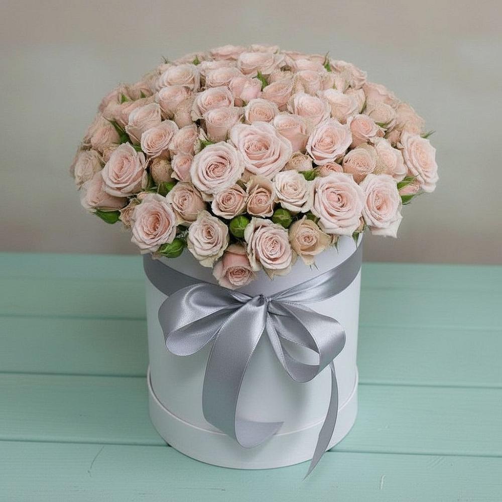 Цветочная композиция из Розы в шляпной коробке в Величаевском