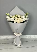 Букет цветов из:  Розы и Лизиантусы в Величаевском